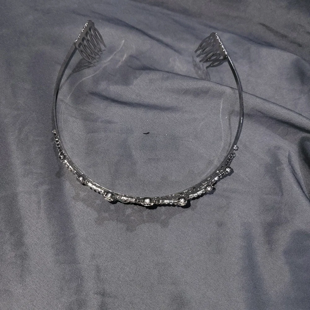 Silver Tiara Crown for Women Crystal Queen Rhinestone Princess Wedding Costume